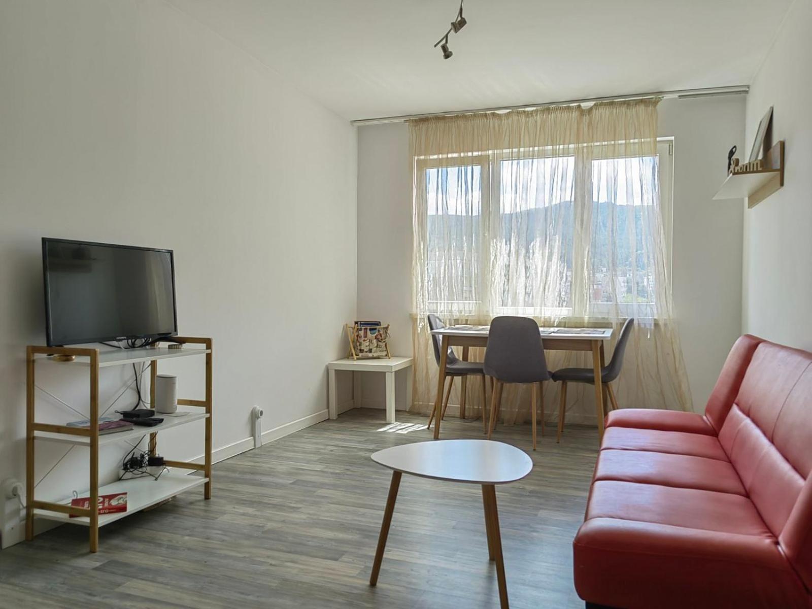 Alexander Apartments キュステンディル エクステリア 写真